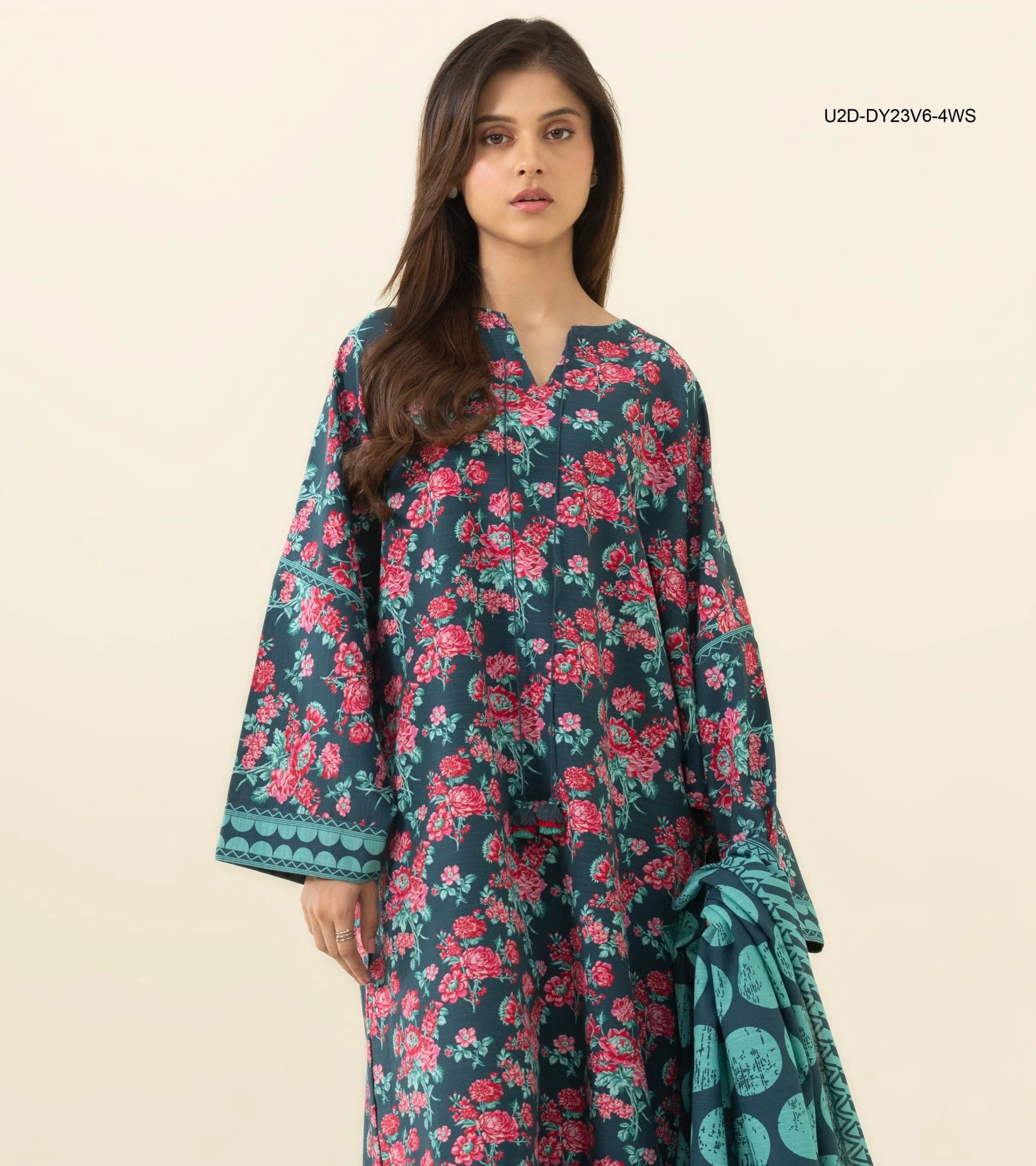 Unstich Printed Lawn Collection 2025 Vol-1-U2D-DY23V6-4WS